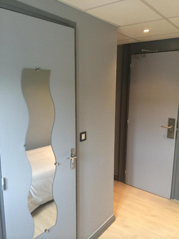 Hotel Le Fecamp ボルベック 部屋 写真
