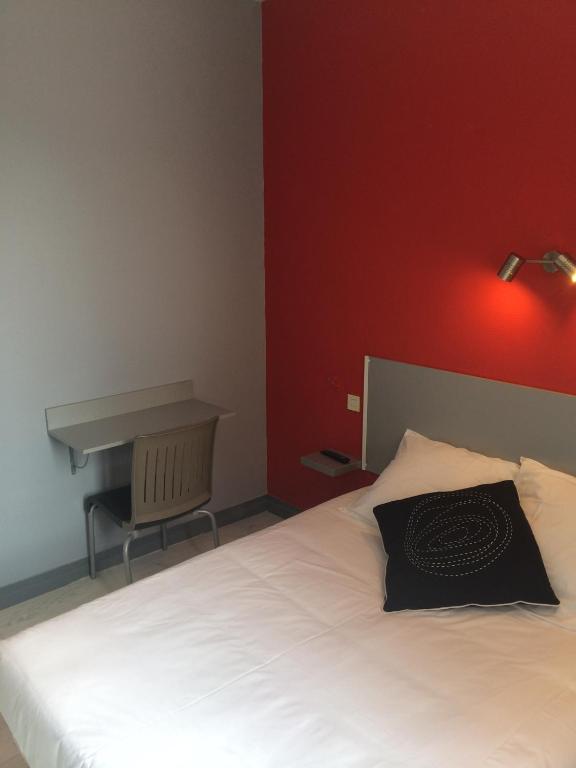 Hotel Le Fecamp ボルベック 部屋 写真